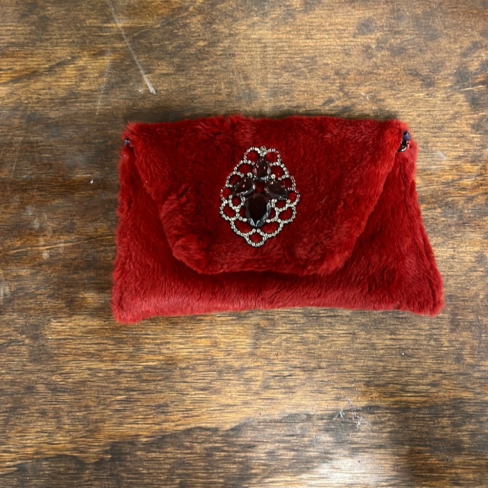 Glamourpuss NYC Clutch